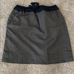 Gap skirt
